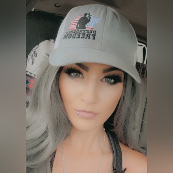 Meet your Posher - Kayla - Picture 11 of 16